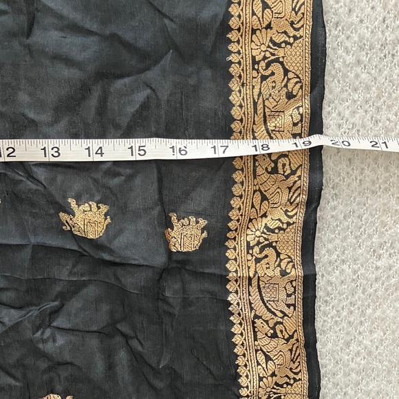 Black and Gold Elephant Embroidered Scarf - Picture 2 of 3